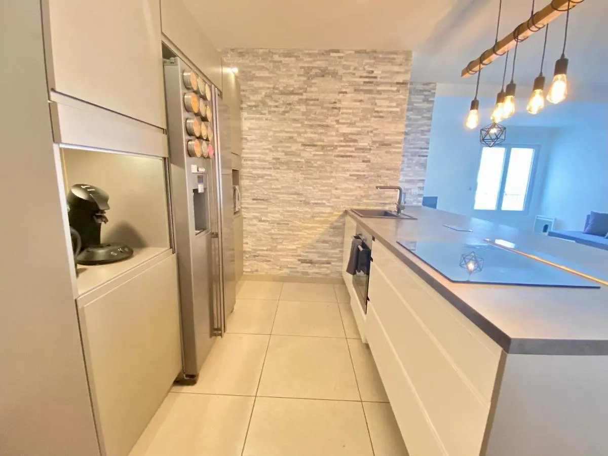 Apartment Cannes Maria By Scls Locations